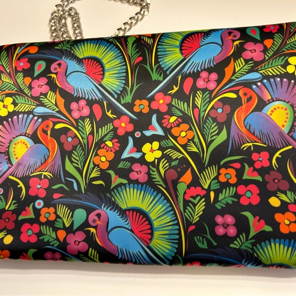 TAWI Colourful Handbag or Clutch With  Long Chain Strap From Mexico NWT - Picture 9 of 9